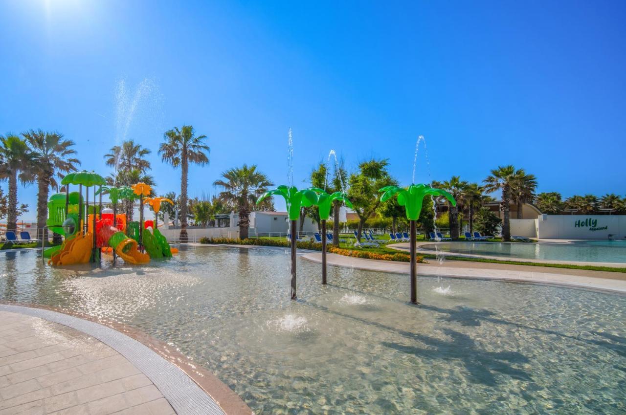 Holiday Family Village Porto SantʼElpidio Eksteriør billede