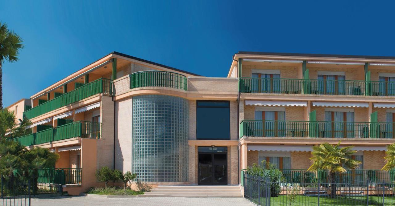 Holiday Family Village Porto SantʼElpidio Værelse billede