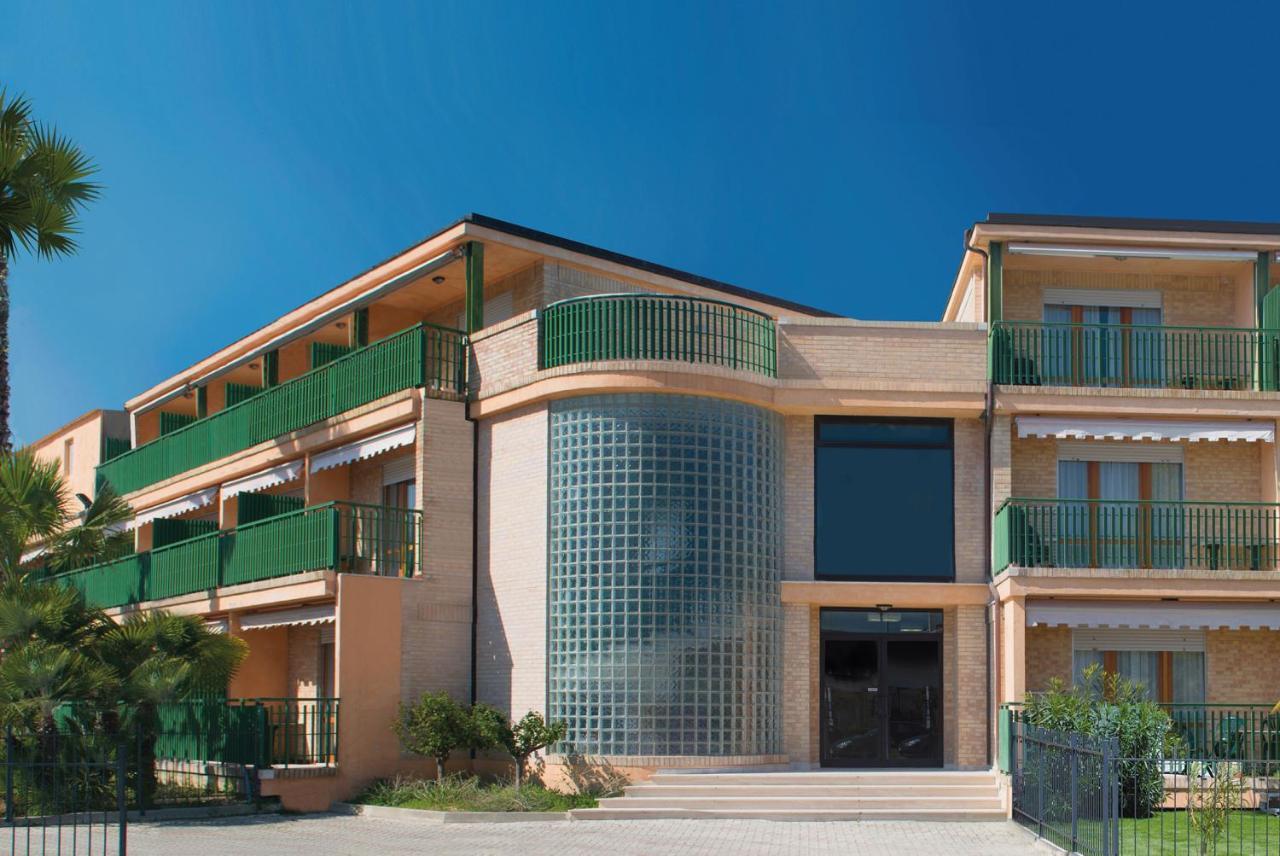 Holiday Family Village Porto SantʼElpidio Værelse billede